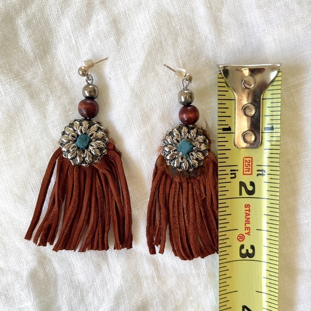 Santa Fe New Mexico Navajo Brown Leather Drop Earrings - Picture 8 of 11
